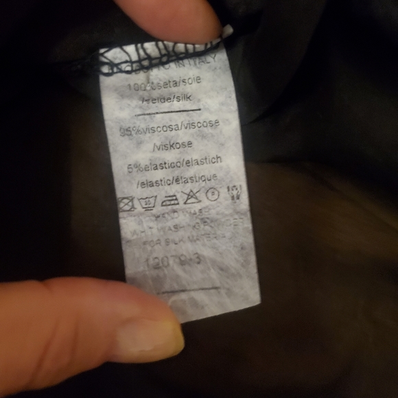 Silk black tunic top with sequence details - Picture 4 of 6